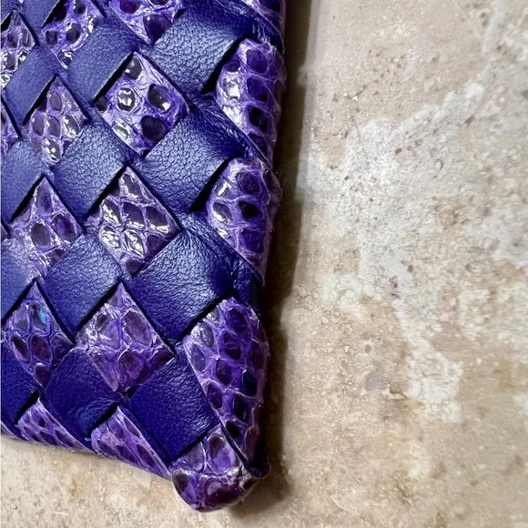 Bottega Veneta Lambskin and Snake Intrecciato Purple Clutch - Picture 12 of 12